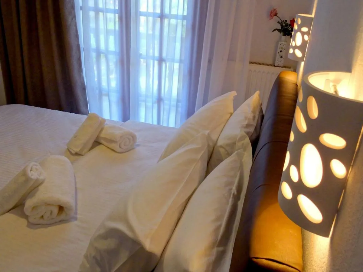 Holiday home Wood And Stone Villa Sani